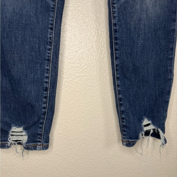 Willow Root Jeans Womens  The Mom Fit High Rise casual Denim Stretch. - Picture 3 of 9